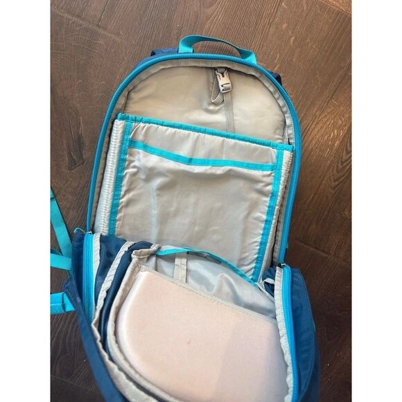Thule EnRoute 2 Triumph Daypack Thule Sweden blue backpack main image 8